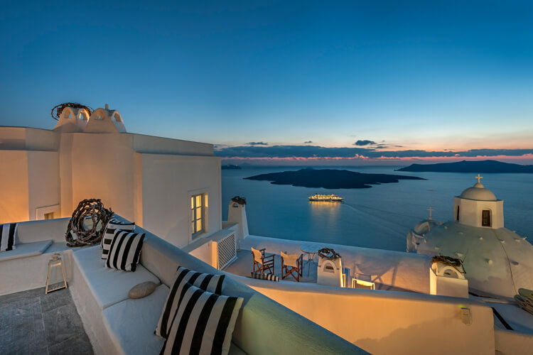 Aigialos Hotel Santorini